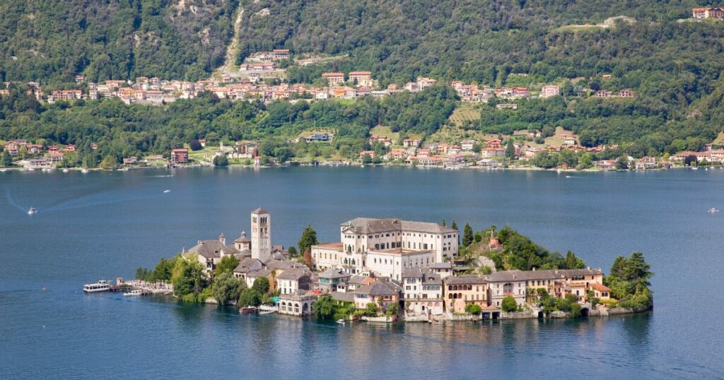 Piemonte vedere borghi orta san giulio