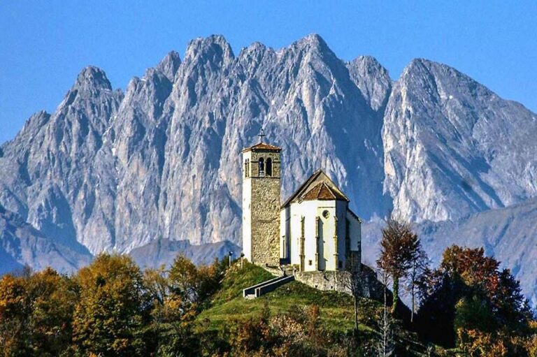 Il Montasio e i sapori della Carnia rivivono nel frico friulano