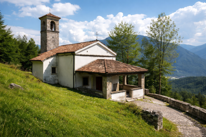 Santuario di Trava a Lauco in Carnia, piccolo santuario alpino immerso nelle montagne del Friuli Venezia Giulia