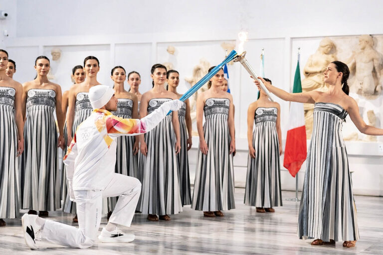 Accensione della Fiamma Olimpica: da Olimpia a Milano Cortina 2026
